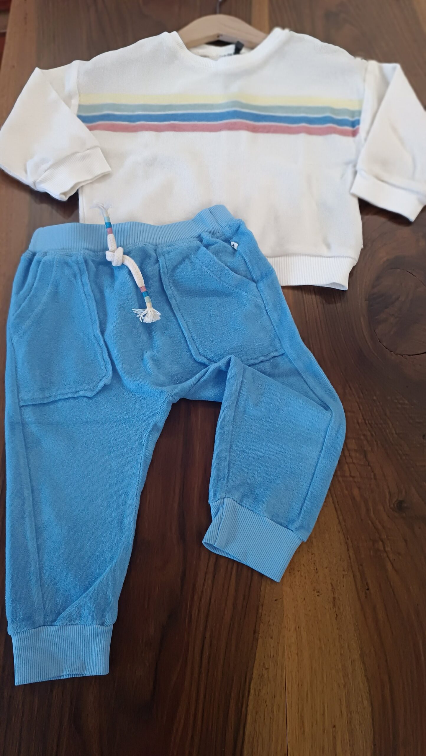 PANTA TUTA SPUGNA  ONE + IN THE FAMILY