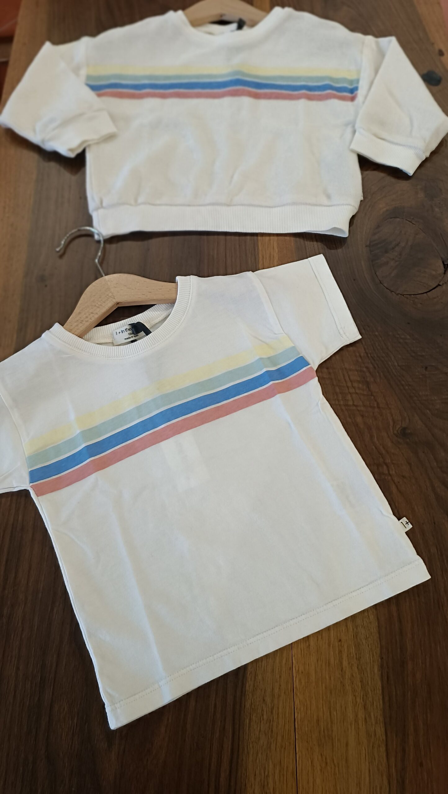 T-SHIRT COTONE VINTAGE ONE + IN THE FAMILY - immagine 2