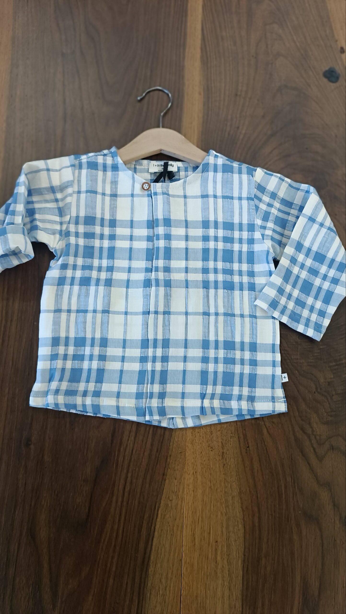 BLUSA ONE + IN THE FAMILY