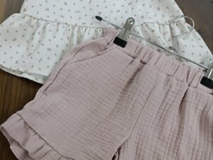 BLUSA con fiorellini